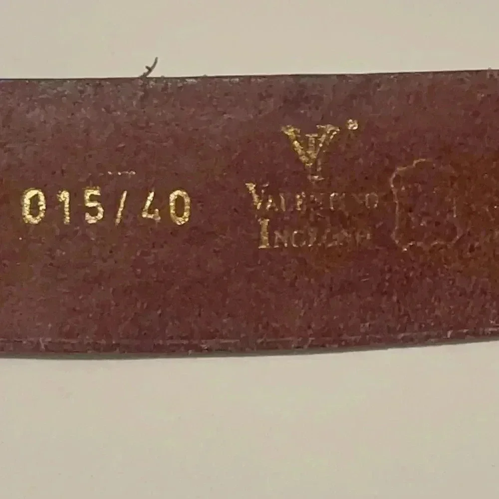 Valentino,beautiful classic belt excellent condition made of pure Italian leathe
